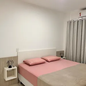 Apartamento Apto Confortavel Com 3 Quartos, Tijucas
